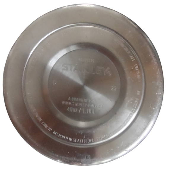 Stanley Light Pink The IceFlow™ Flip Straw Beach Jug | 40oz - Picture 4 of 8